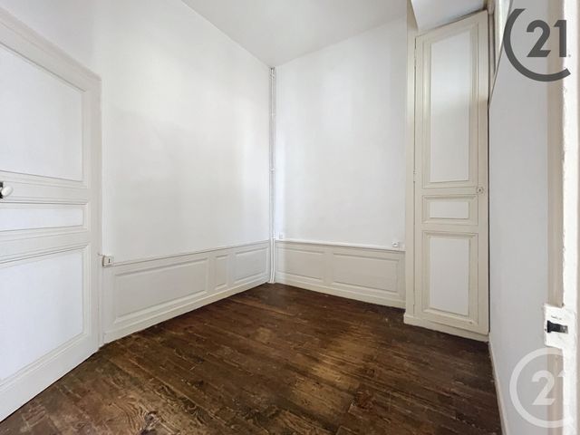 Appartement F1 bis &agrave; louer - 2 pi&egrave;ces - 36 m2 - Sens - 89 - BOURGOGNE