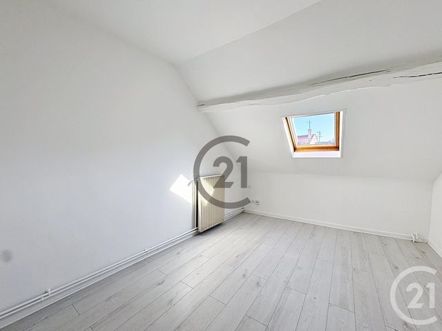 Appartement &agrave; louer - 2 pi&egrave;ces - 47 m2 - Sens - 89 - BOURGOGNE
