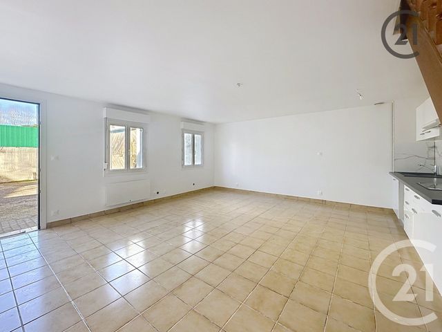 Appartement &agrave; louer - 2 pi&egrave;ces - 58,21 m2 - Sens - 89 - BOURGOGNE