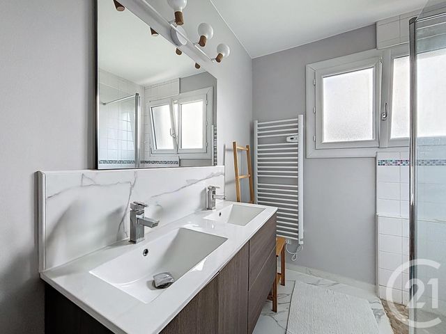 Maison &agrave; vendre - 5 pi&egrave;ces - 96,80 m2 - St Valerien - 89 - BOURGOGNE