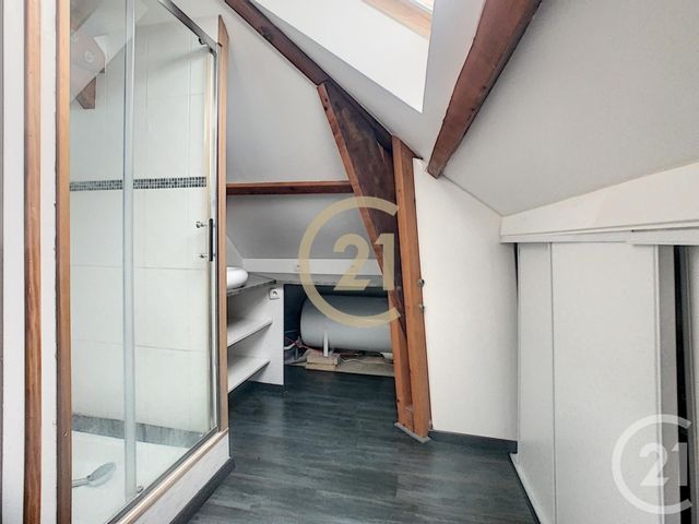 Appartement F4 &agrave; louer - 4 pi&egrave;ces - 69,50 m2 - Pont Sur Yonne - 89 - BOURGOGNE