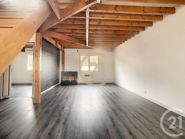 Appartement F4 &agrave; louer - 4 pi&egrave;ces - 69,50 m2 - Pont Sur Yonne - 89 - BOURGOGNE