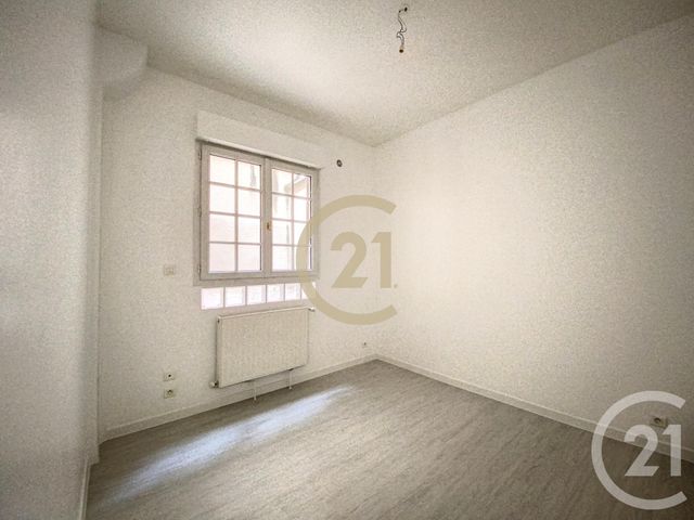 Appartement F2 &agrave; louer - 2 pi&egrave;ces - 38,50 m2 - Sens - 89 - BOURGOGNE