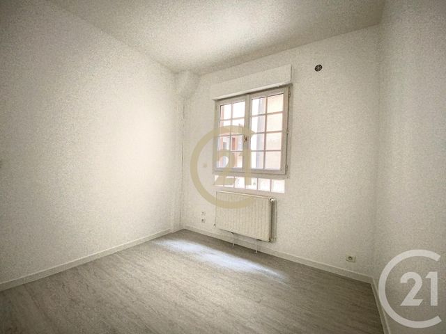 Appartement F2 &agrave; louer - 2 pi&egrave;ces - 38,50 m2 - Sens - 89 - BOURGOGNE