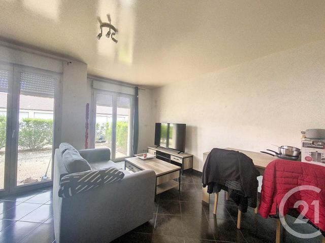Appartement &agrave; louer - 2 pi&egrave;ces - 38 m2 - Sens - 89 - BOURGOGNE