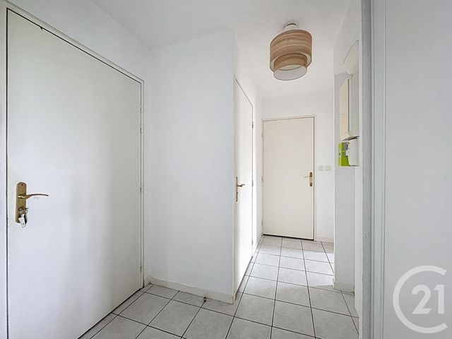 Appartement F3 &agrave; vendre - 2 pi&egrave;ces - 52 m2 - Sens - 89 - BOURGOGNE