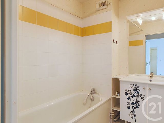 Appartement F2 &agrave; vendre - 2 pi&egrave;ces - 47,58 m2 - Villeneuve Sur Yonne - 89 - BOURGOGNE