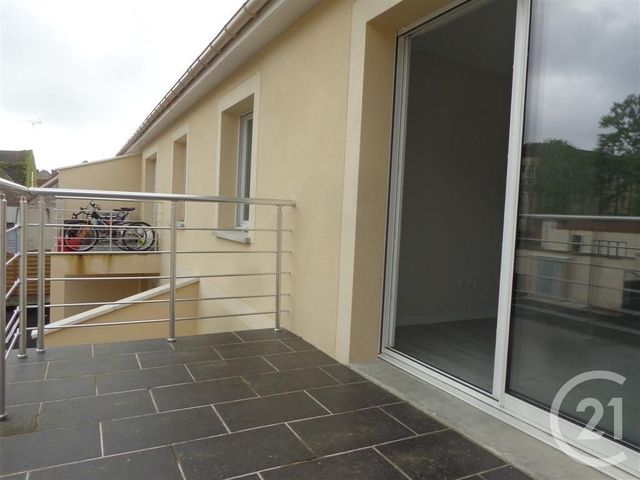 Appartement F3 &agrave; louer - 3 pi&egrave;ces - 67,10 m2 - Sens - 89 - BOURGOGNE