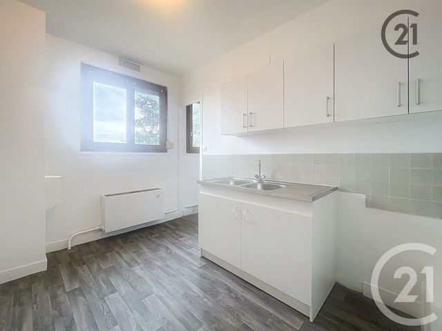 Appartement F2 &agrave; louer - 2 pi&egrave;ces - 52,53 m2 - St Clement - 89 - BOURGOGNE