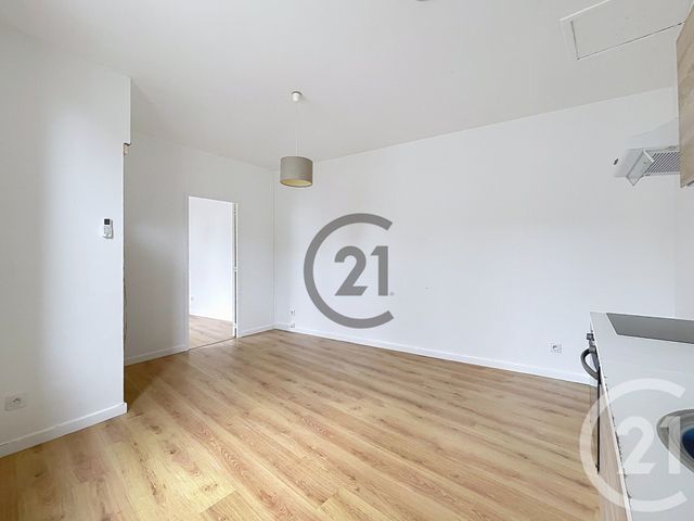 Maison &agrave; louer - 2 pi&egrave;ces - 27 m2 - Sens - 89 - BOURGOGNE