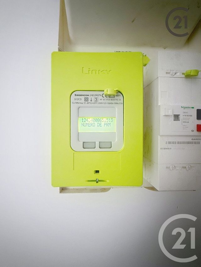 Appartement F3 &agrave; louer - 3 pi&egrave;ces - 65 m2 - Villeneuve Sur Yonne - 89 - BOURGOGNE