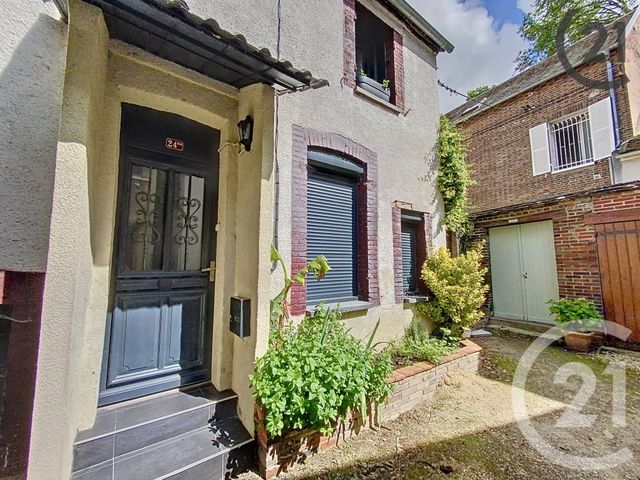 Appartement Studio &agrave; louer - 1 pi&egrave;ce - 27 m2 - Sens - 89 - BOURGOGNE