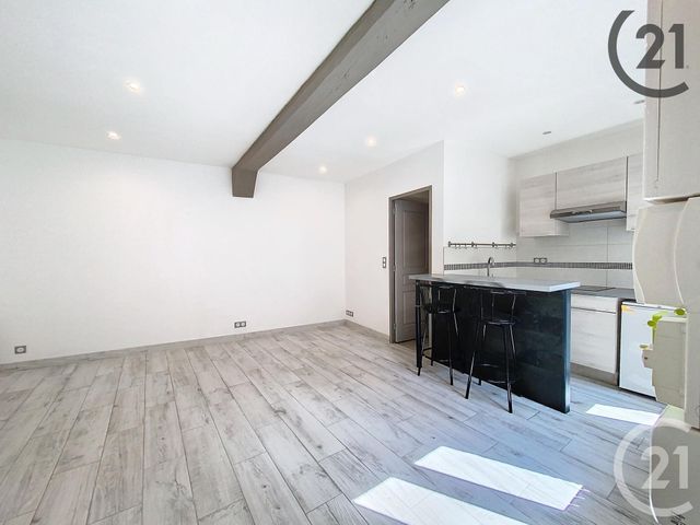 Appartement Studio &agrave; louer - 1 pi&egrave;ce - 27 m2 - Sens - 89 - BOURGOGNE