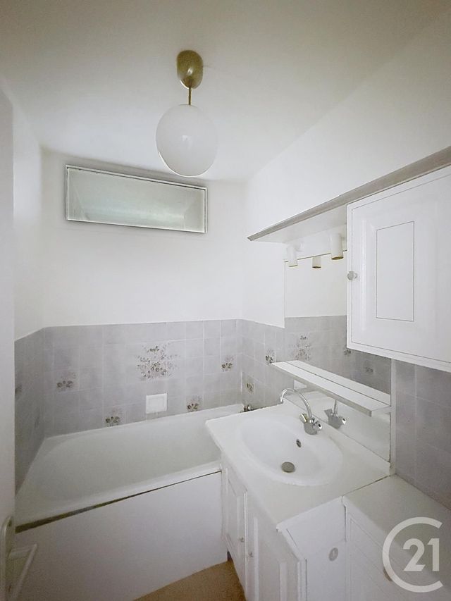 Appartement F3 &agrave; vendre - 3 pi&egrave;ces - 64,30 m2 - Sens - 89 - BOURGOGNE