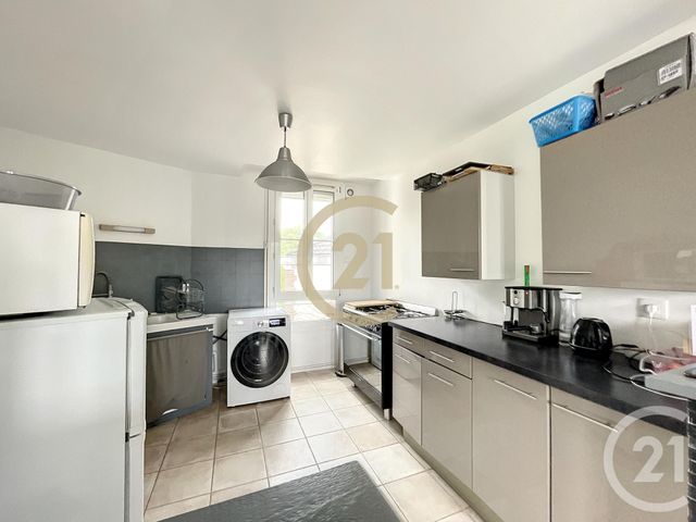 Appartement F3 &agrave; louer - 3 pi&egrave;ces - 55 m2 - Sens - 89 - BOURGOGNE