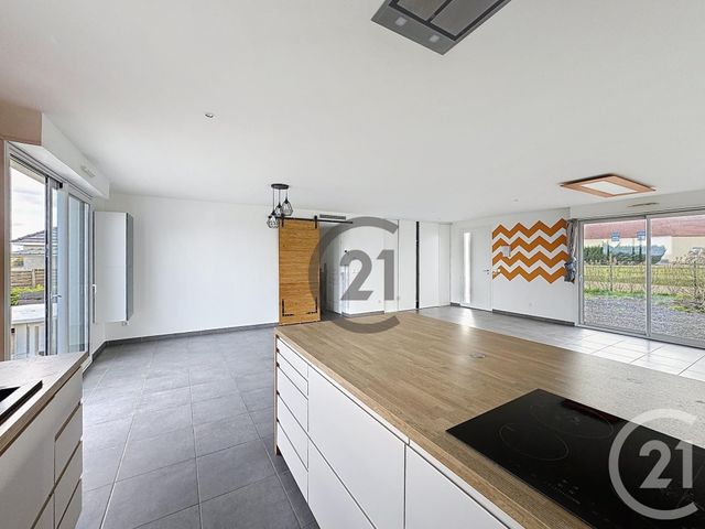 Maison &agrave; louer - 6 pi&egrave;ces - 130 m2 - Les Clerimois - 89 - BOURGOGNE