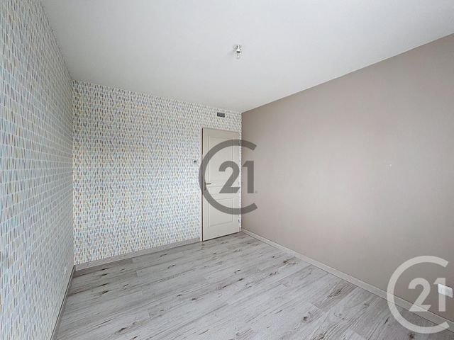 Maison &agrave; louer - 6 pi&egrave;ces - 130 m2 - Les Clerimois - 89 - BOURGOGNE