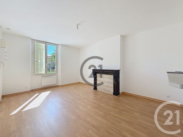 Appartement F2 &agrave; louer - 2 pi&egrave;ces - 39 m2 - Sens - 89 - BOURGOGNE