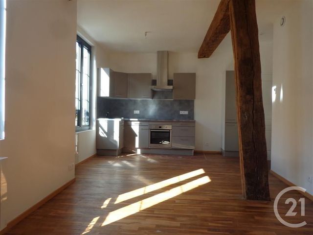 Appartement &agrave; louer - 2 pi&egrave;ces - 44 m2 - Sens - 89 - BOURGOGNE