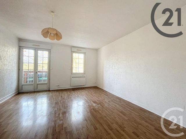 Appartement &agrave; louer - 2 pi&egrave;ces - 49,03 m2 - St Valerien - 89 - BOURGOGNE