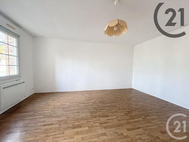 Appartement &agrave; louer - 2 pi&egrave;ces - 49,03 m2 - St Valerien - 89 - BOURGOGNE