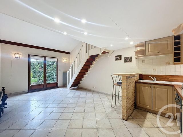 Appartement &agrave; vendre - 2 pi&egrave;ces - 44,09 m2 - Savigny Sur Clairis - 89 - BOURGOGNE