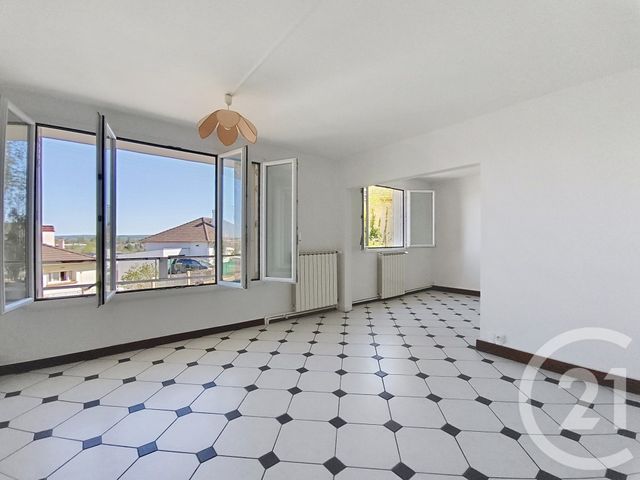 Appartement F4 &agrave; vendre - 5 pi&egrave;ces - 90,14 m2 - Paron - 89 - BOURGOGNE