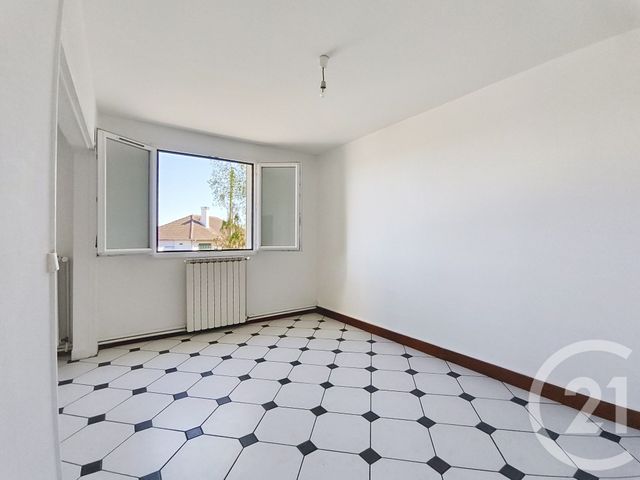 Appartement F4 &agrave; vendre - 5 pi&egrave;ces - 90,14 m2 - Paron - 89 - BOURGOGNE