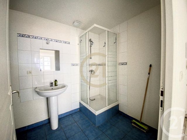 Appartement &agrave; louer - 2 pi&egrave;ces - 36 m2 - Sens - 89 - BOURGOGNE