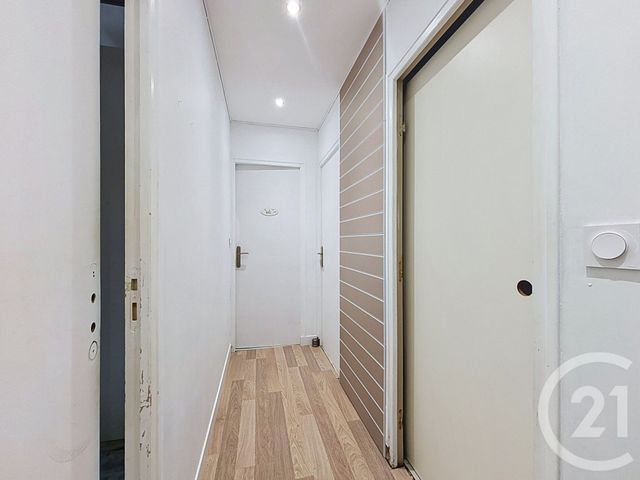 Appartement F3 &agrave; vendre - 3 pi&egrave;ces - 60,42 m2 - St Valerien - 89 - BOURGOGNE