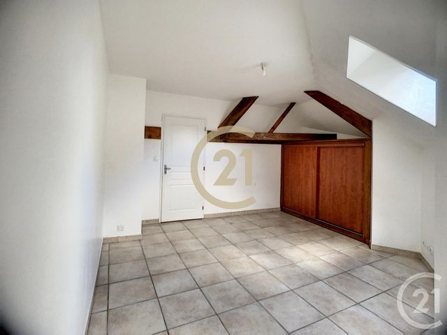 Maison &agrave; louer - 5 pi&egrave;ces - 137 m2 - Maillot - 89 - BOURGOGNE