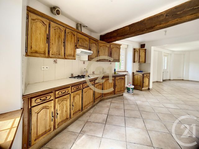 Maison &agrave; louer - 5 pi&egrave;ces - 137 m2 - Maillot - 89 - BOURGOGNE