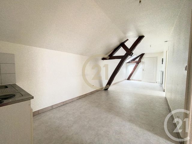Appartement &agrave; louer - 3 pi&egrave;ces - 53 m2 - Fontaine La Gaillarde - 89 - BOURGOGNE