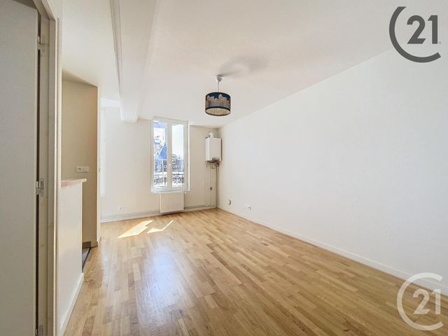 Appartement F1 &agrave; louer - 1 pi&egrave;ce - 27,50 m2 - Sens - 89 - BOURGOGNE