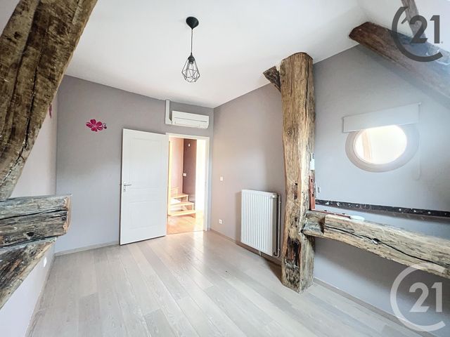 Appartement F4 &agrave; louer - 4 pi&egrave;ces - 108 m2 - Passy - 89 - BOURGOGNE