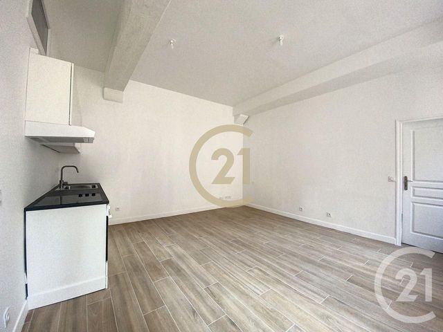 Appartement F2 &agrave; louer - 2 pi&egrave;ces - 45 m2 - Sens - 89 - BOURGOGNE