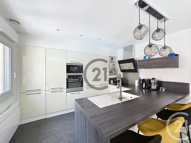 Maison &agrave; vendre - 7 pi&egrave;ces - 163 m2 - St Martin Du Tertre - 89 - BOURGOGNE