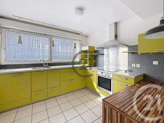 Maison &agrave; louer - 4 pi&egrave;ces - 110 m2 - Sens - 89 - BOURGOGNE