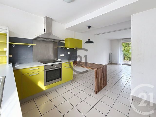 Maison &agrave; louer - 4 pi&egrave;ces - 110 m2 - Sens - 89 - BOURGOGNE