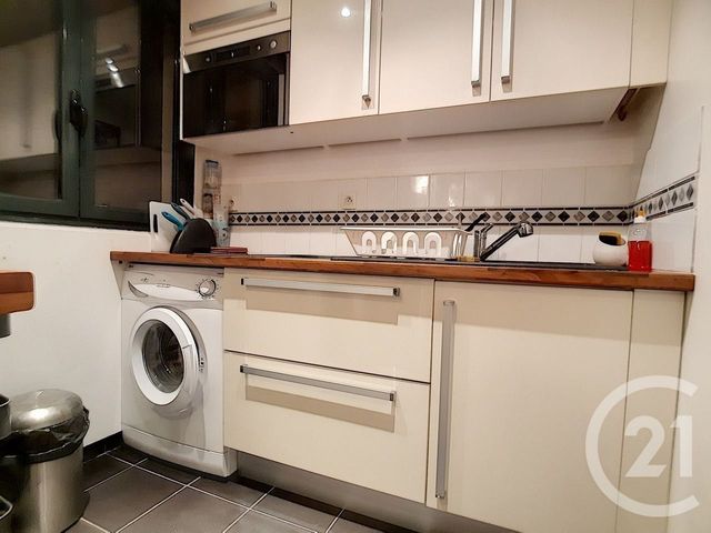 Appartement &agrave; louer - 2 pi&egrave;ces - 44 m2 - Sens - 89 - BOURGOGNE
