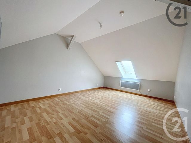 Appartement &agrave; louer - 2 pi&egrave;ces - 33 m2 - Pont Sur Yonne - 89 - BOURGOGNE
