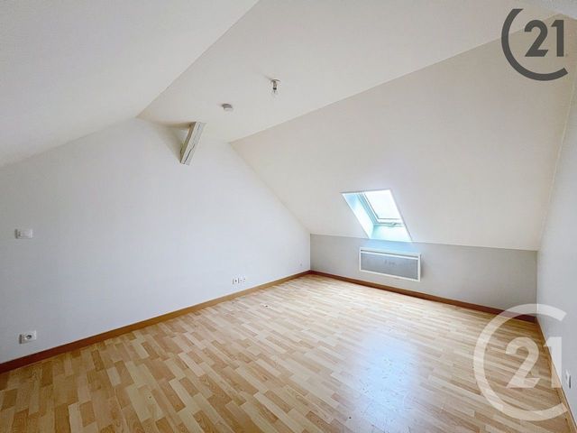 Appartement F2 &agrave; louer - 2 pi&egrave;ces - 35,60 m2 - Pont Sur Yonne - 89 - BOURGOGNE