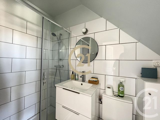 Appartement F3 &agrave; louer - 3 pi&egrave;ces - 67 m2 - Sens - 89 - BOURGOGNE