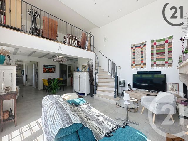Appartement F4 &agrave; louer - 4 pi&egrave;ces - 145 m2 - Passy - 89 - BOURGOGNE