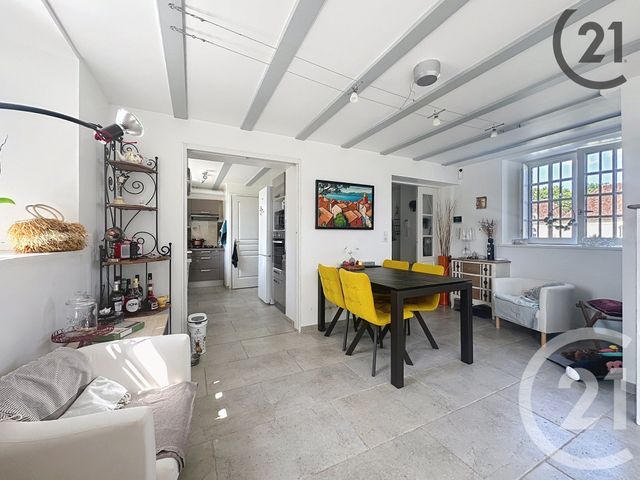 Appartement F4 &agrave; louer - 4 pi&egrave;ces - 145 m2 - Passy - 89 - BOURGOGNE