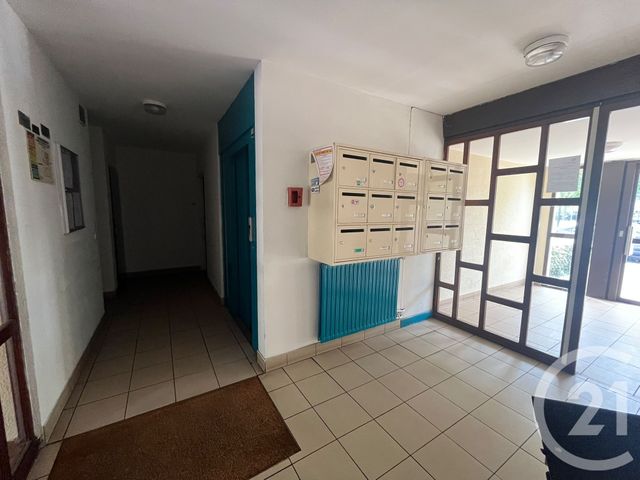 Appartement T3 &agrave; vendre - 3 pi&egrave;ces - 65,16 m2 - Sens - 89 - BOURGOGNE