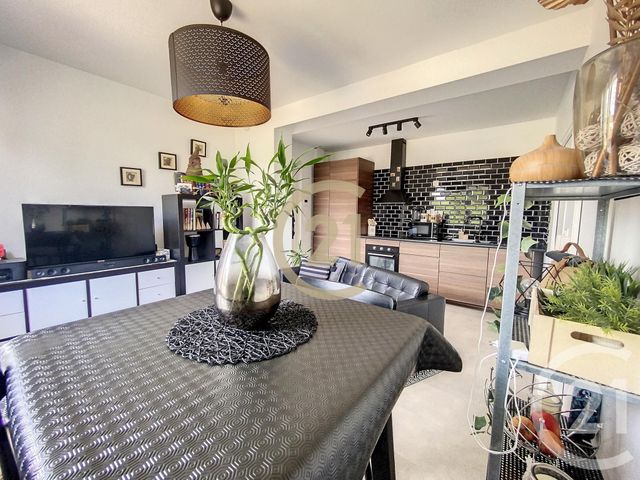 Appartement F2 &agrave; louer - 2 pi&egrave;ces - 34,40 m2 - Sens - 89 - BOURGOGNE