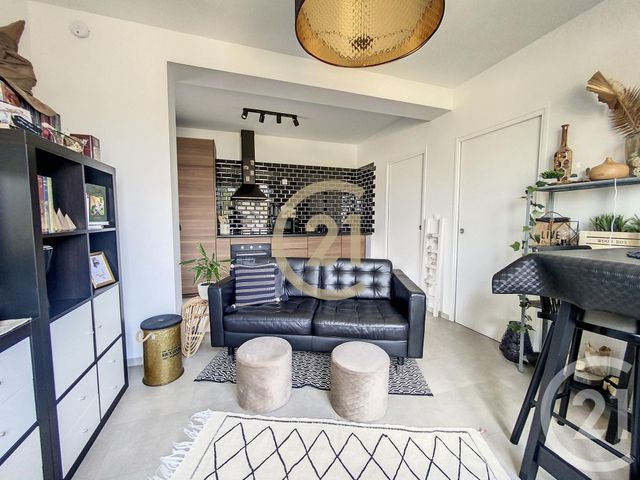 Appartement F2 &agrave; louer - 2 pi&egrave;ces - 34,40 m2 - Sens - 89 - BOURGOGNE