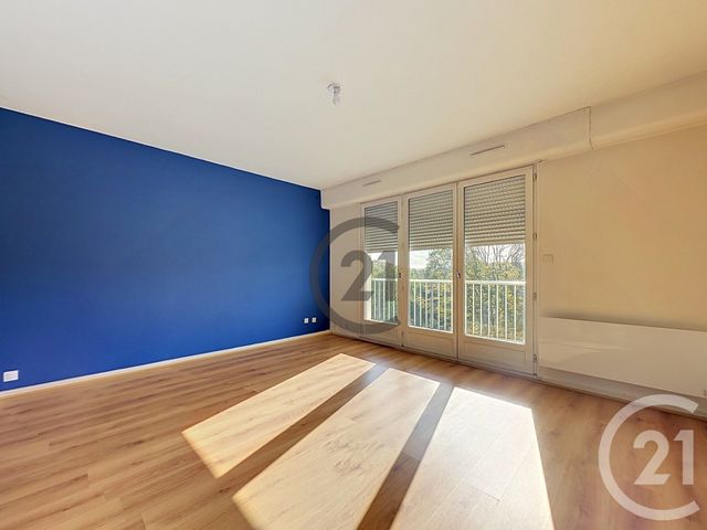 Appartement &agrave; louer - 2 pi&egrave;ces - 45 m2 - Sens - 89 - BOURGOGNE