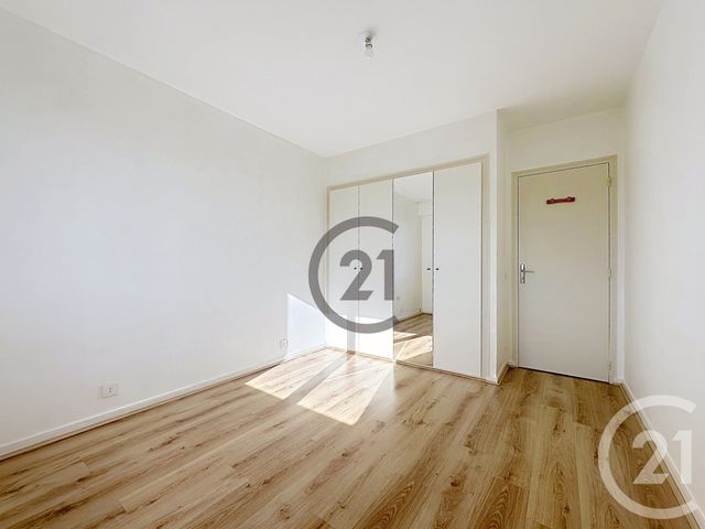 Appartement &agrave; louer - 2 pi&egrave;ces - 45 m2 - Sens - 89 - BOURGOGNE